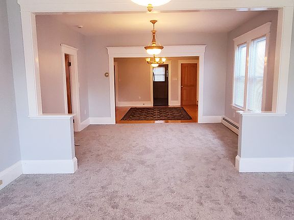 2nd image of 398-400 Bedford St #1