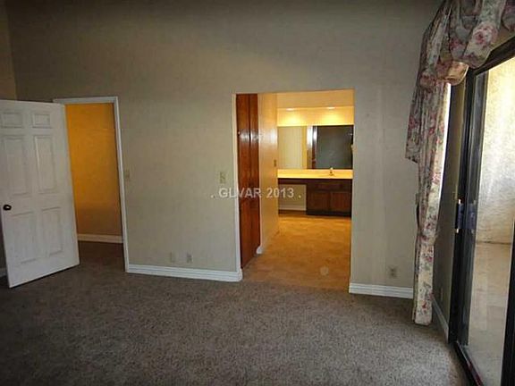 3rd image of 4887 Joplin Cir