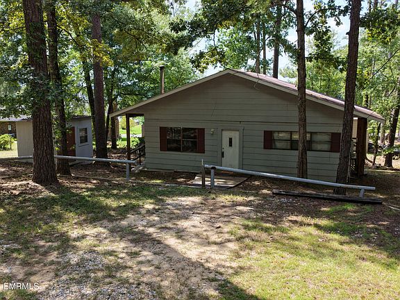 2nd image of 8521 Club Dr