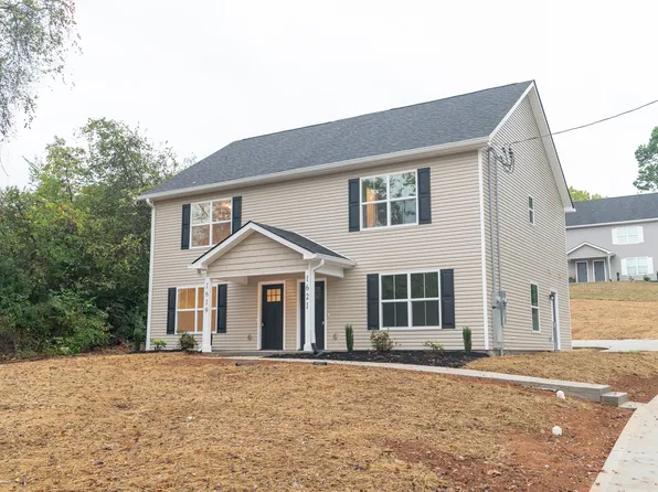 1621 Francis Rd, Knoxville, TN 37909