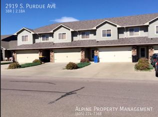2919 S Purdue Ave, Sioux Falls, SD 57106