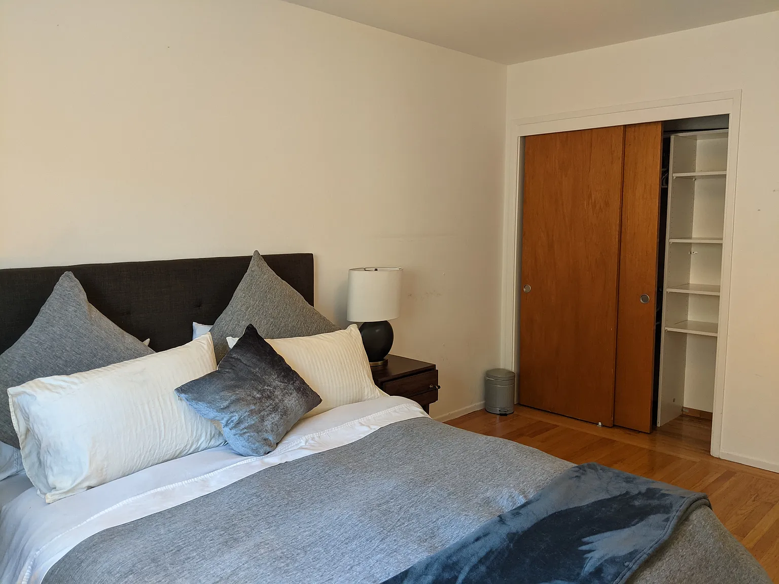 1 bed, 690 sqft, $3,995 — Photo 4