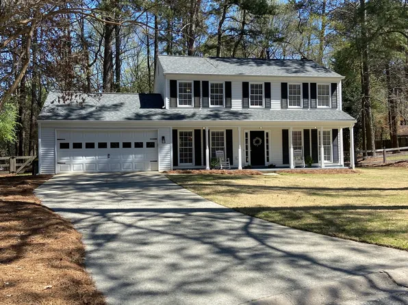 5517 Patrick Ct, Peachtree Corners, GA 30092