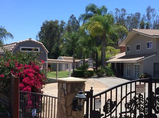 437 W Via Rancho Pkwy, Escondido, CA 92029
