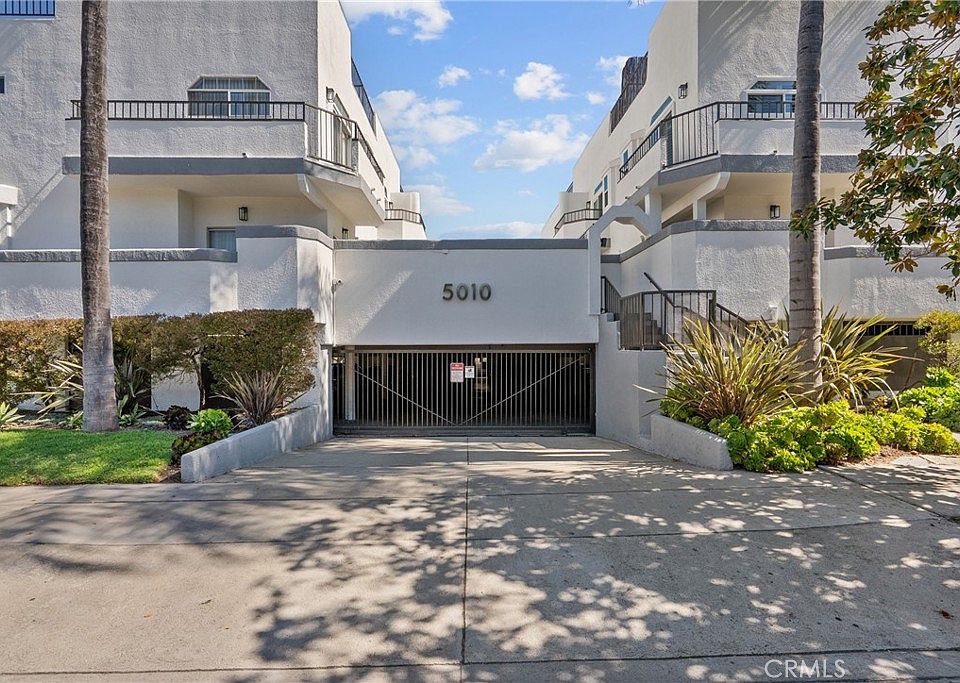1st image of 5010 Cahuenga Blvd Unit 107