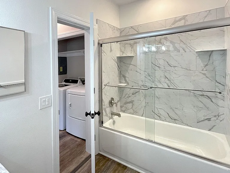 415 Laurel Cove Way — Photo 14