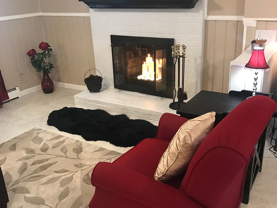 1st image of 1822 Warren Dr