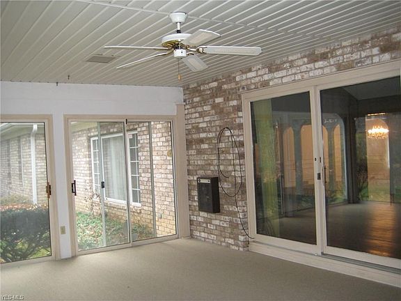 4th image of 3686 Barber Dr