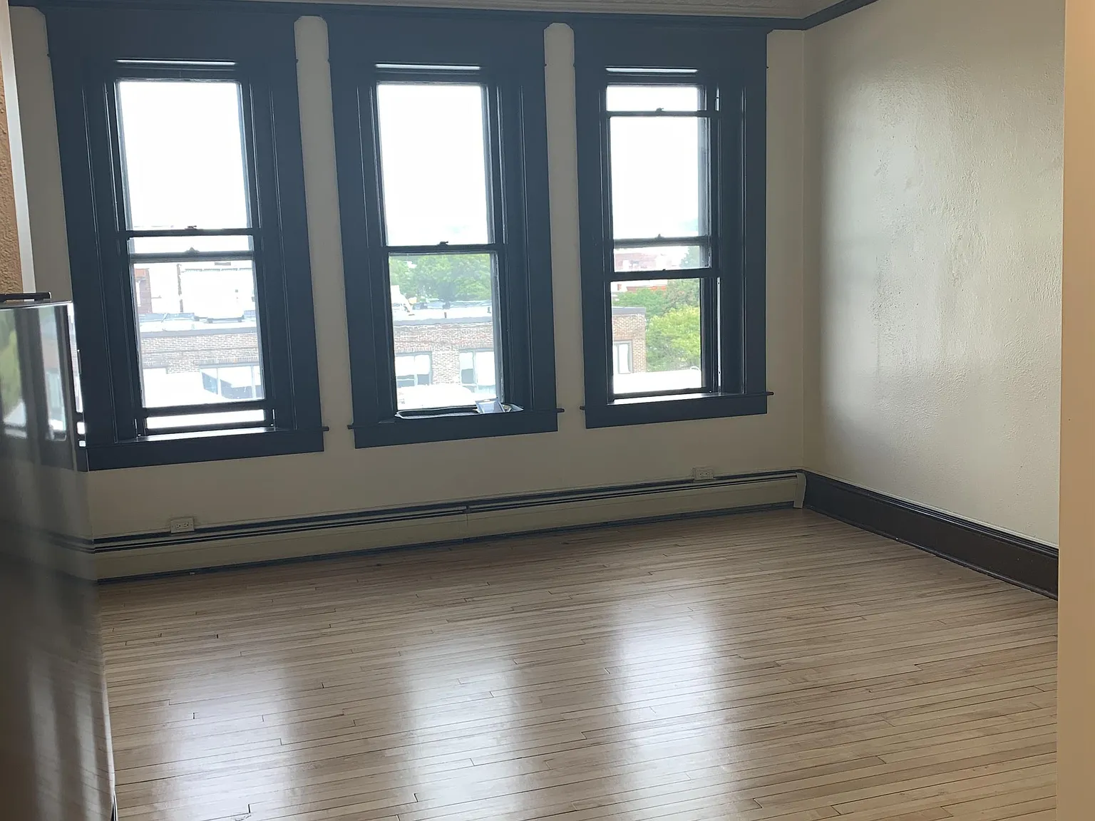 Main Street #136-138 - Apartment 302 — Photo 3