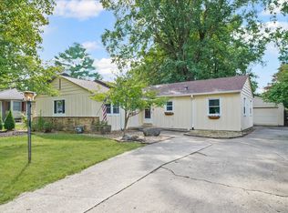 1607 Chevy Chase Dr, Champaign, IL 61821