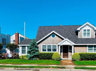 121 Cleveland Ave, Long Beach, NY 11561