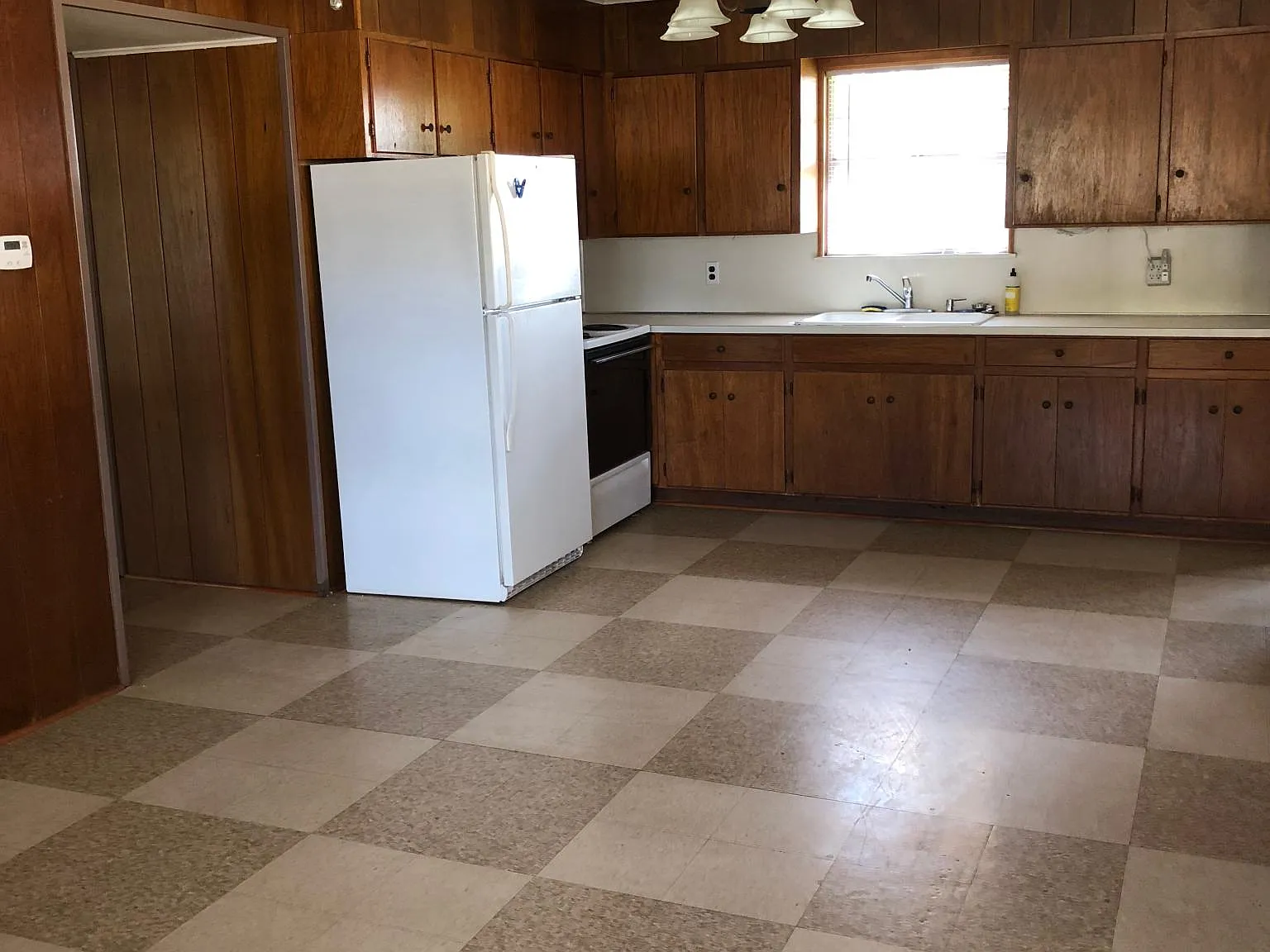 2113 Ranch Road 12 — Photo 3