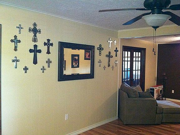 more of the living room- huge room