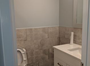 (Undisclosed Address), Chicago, IL 60606