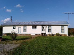 674 D E Brown Rd, Brandenburg, KY 40108