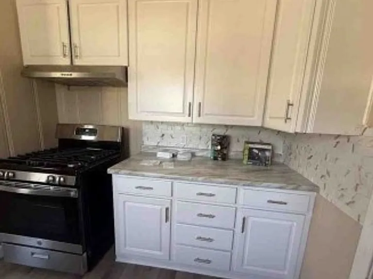 341 E Northside Dr — Photo 13