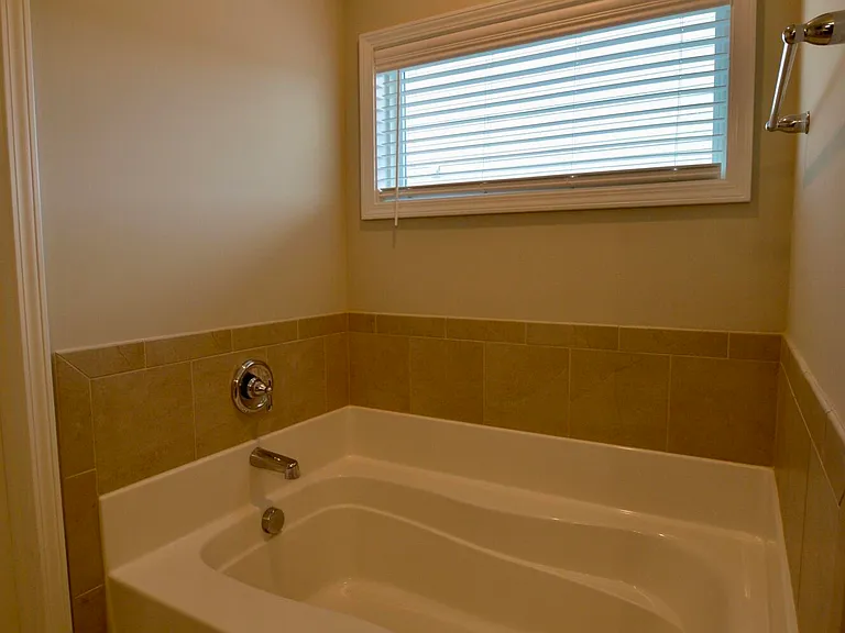 122 Permeta Dr — Photo 11