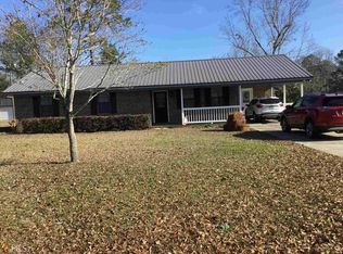 142 3rd Ave, Cochran, GA 31014