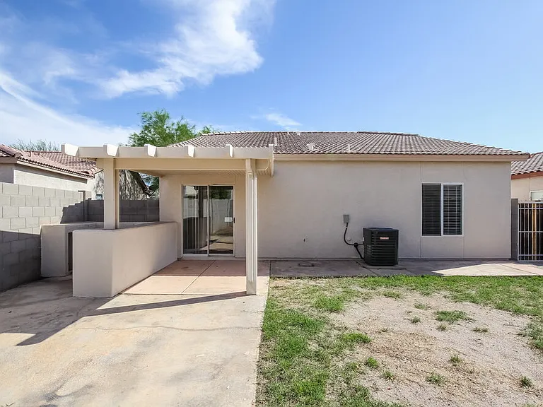 13148 W Redfield Rd — Photo 14