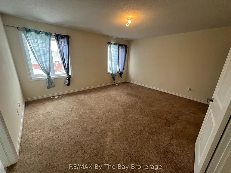 152 Allegra Dr — Photo 11