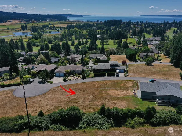 8 Cambridge Court, Langley, WA 98260