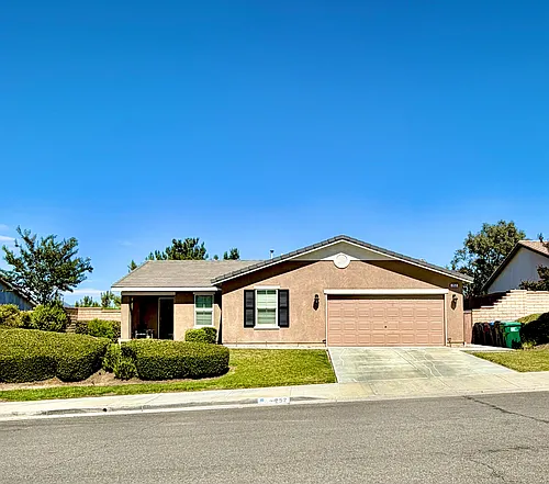 252 Finley Ave Photo 1