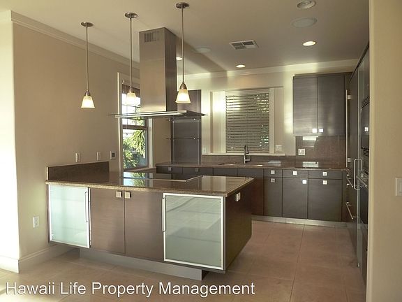 2nd image of 77 Poailani Pl