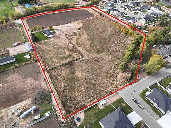 3rd image of 11108 Farm Creek Ln
