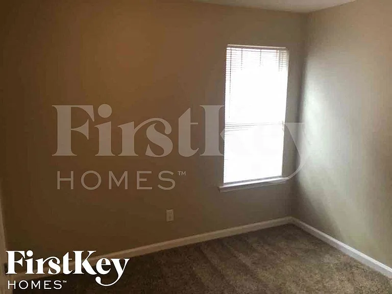 865 Abbey Grove Ln — Photo 18