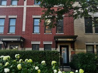 1002 N Crosby St, Chicago, IL 60610