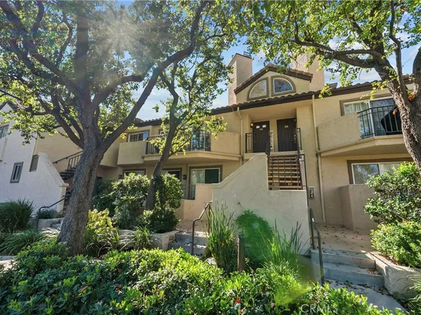 24119 Del Monte Dr Unit 56, Santa Clarita, CA 91355