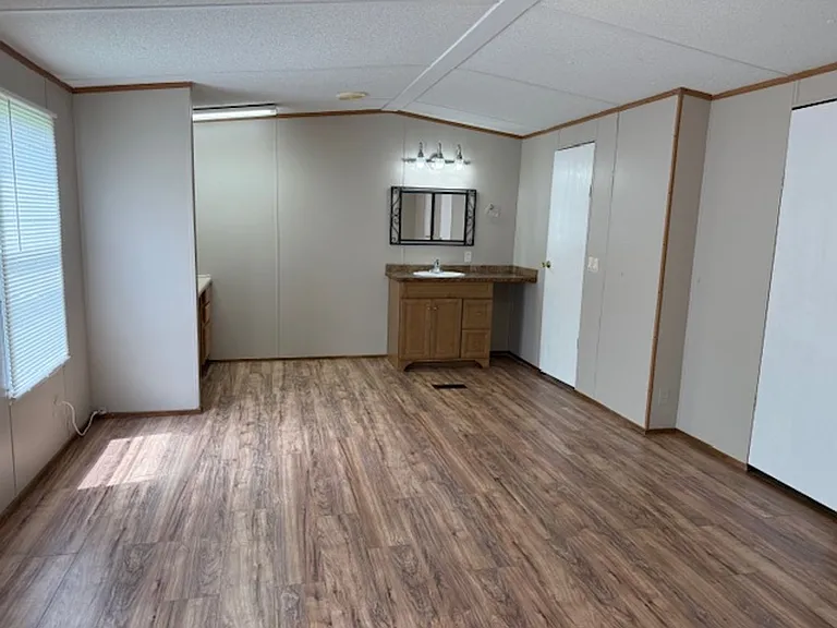 5172 Gregory Rd #2 — Photo 8