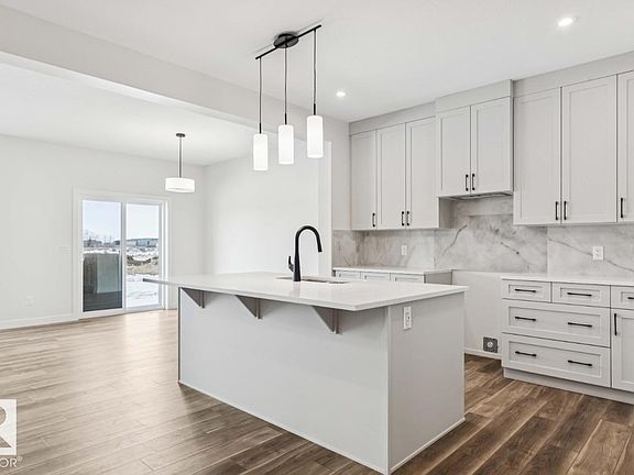 5th image of 41 Gable Cmn