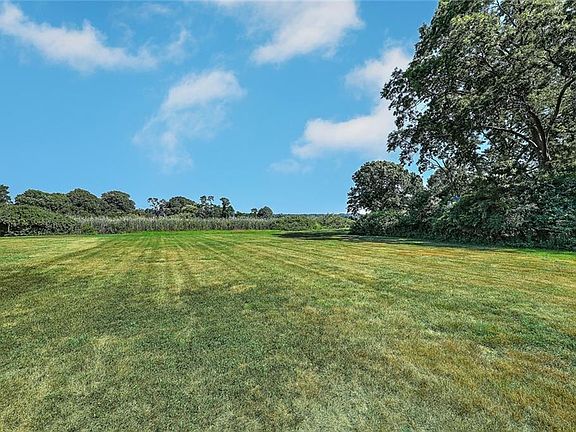 5th image of 74 Adams Point Rd