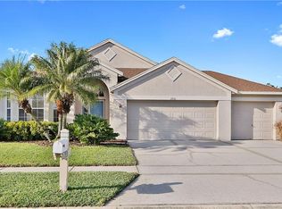 1935 Tangledvine Dr, Zephyrhills, FL 33543