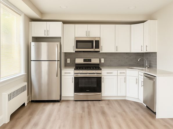 12-18 Riverside Dr #R-00