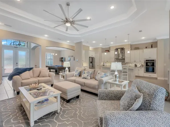 1451 Mockingbird DR, NAPLES, FL 34120