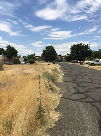 2nd image of 17341 E Meadow Ln