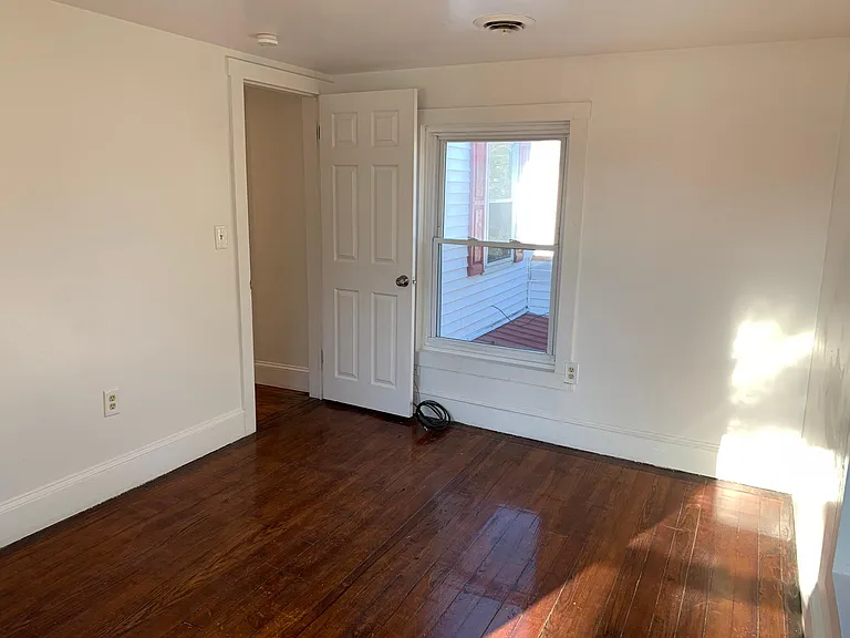 34 S Union St — Photo 25