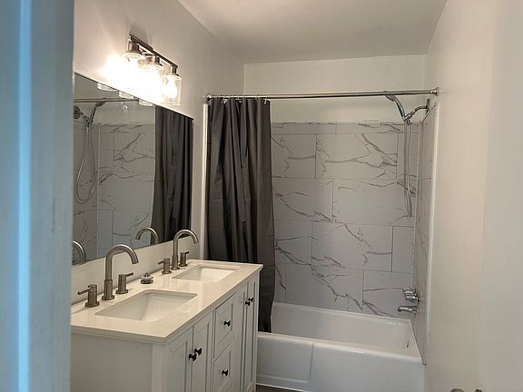 4th image of 10250 Irongate Way