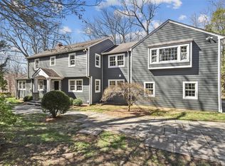 3 Elm Pl, Armonk, NY 10504