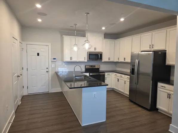 1129 N Lombardy St, Richmond, VA 23220
