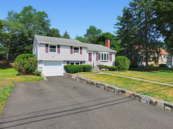 19 Weir Rd, Waltham, MA 02451