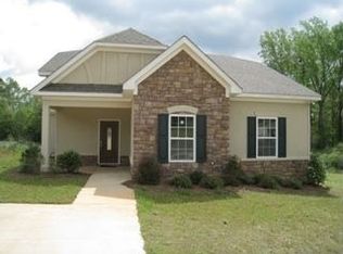 1110 Riverwood Dr, Valley, AL 36854