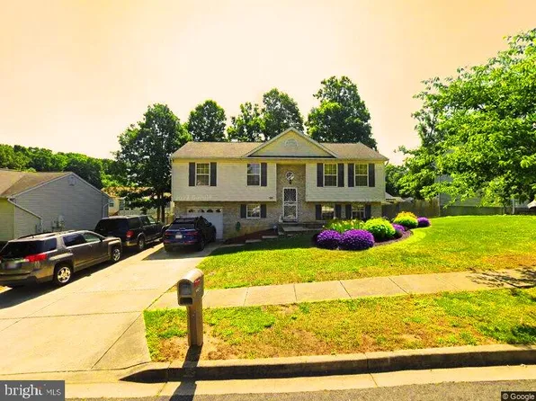 1003 Minna Ave, Capitol Heights, MD 20743