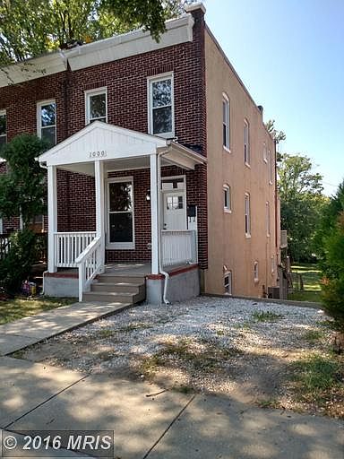 1st image of 1000 Pine Heights Ave