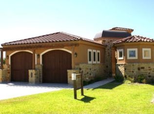 105 Alamo Ct, Horseshoe Bay, TX 78657