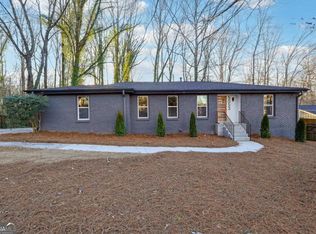 5053 Bedell Rd NE, Roswell, GA 30075