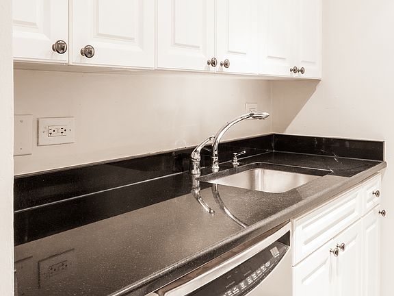 2nd image of 182 E 95th St APT 23e