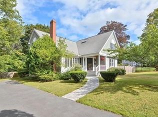 19 Garrett Rd, Reading, MA 01867